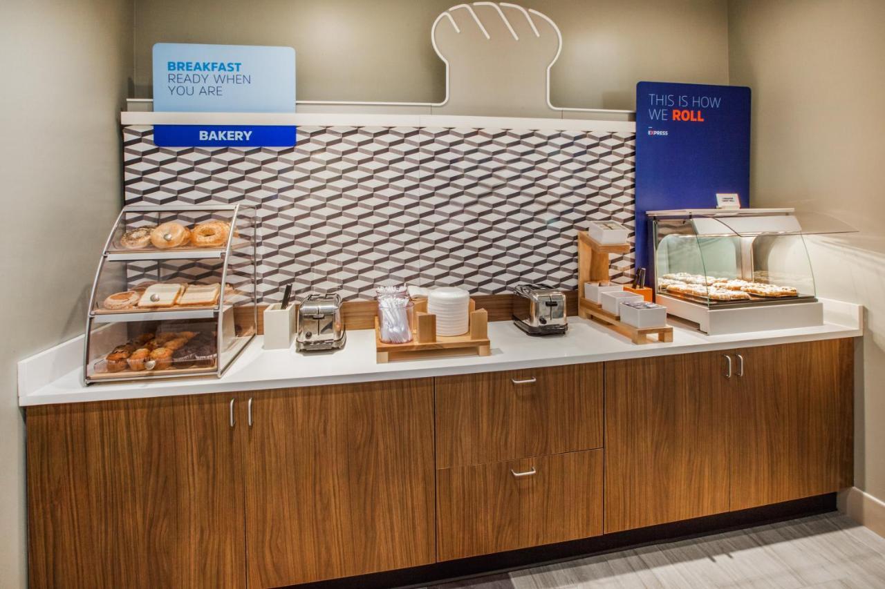 Holiday Inn Express - Jamaica - Jfk Airtrain - Nyc By Ihg نيو يورك المظهر الخارجي الصورة